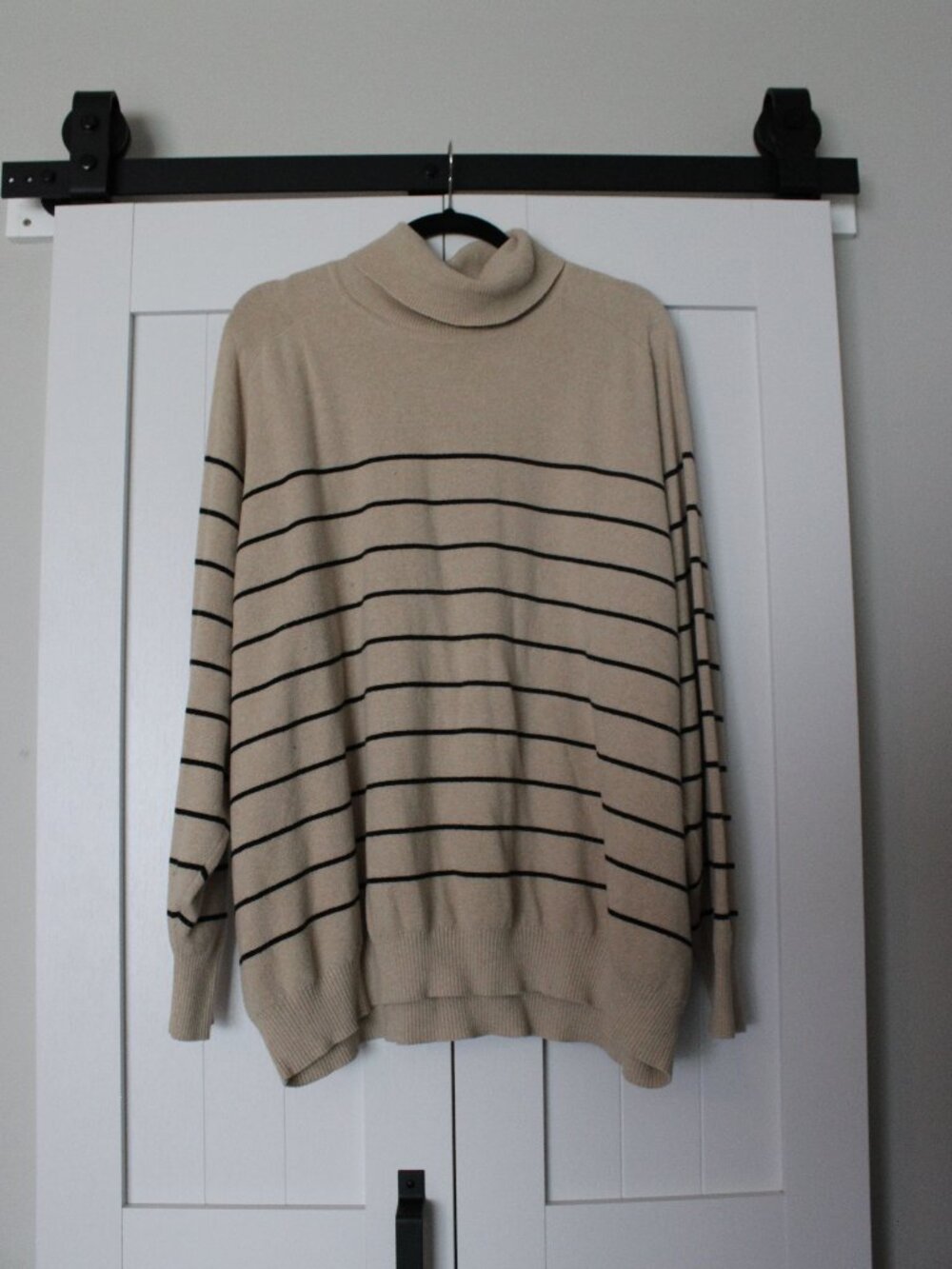Universal Standard Sweater | Women’s XL | Beige & Black Stripe Turtleneck